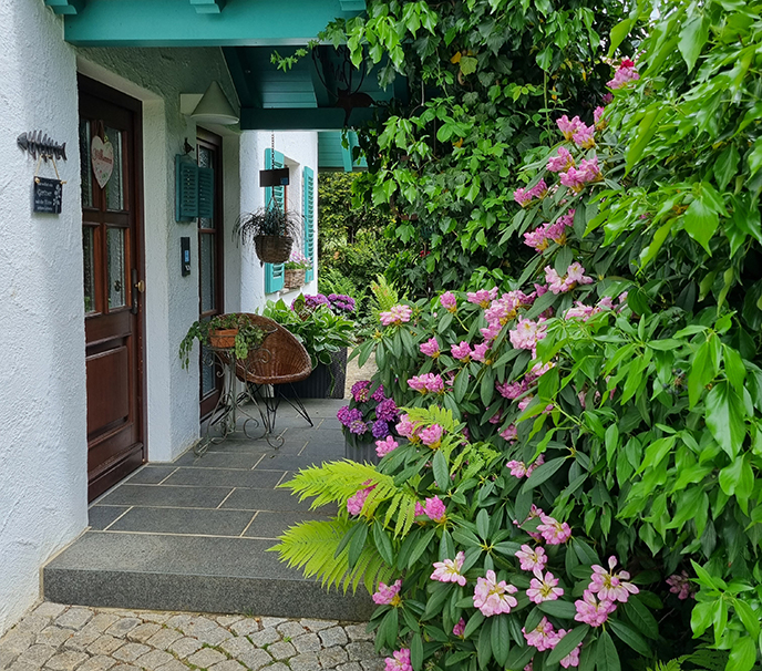 Familiengarten in der alten Obstwiese