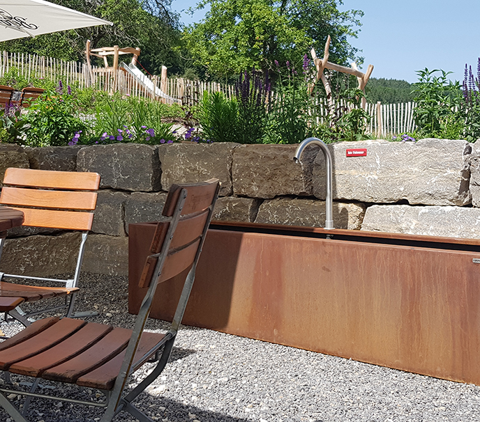 Gartenterrasse mit Weitblick